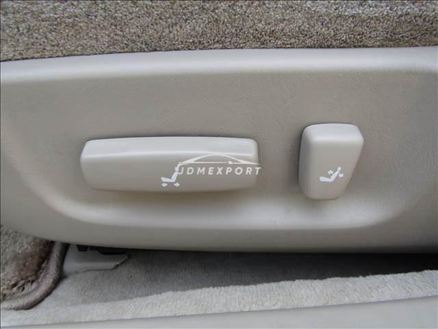 Toyota Crown Majesta 2001 thumbnail 18