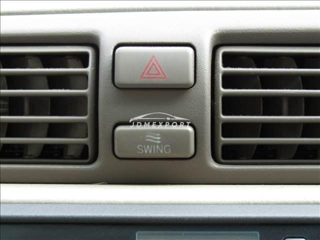 Toyota Crown Majesta 2001 thumbnail 8