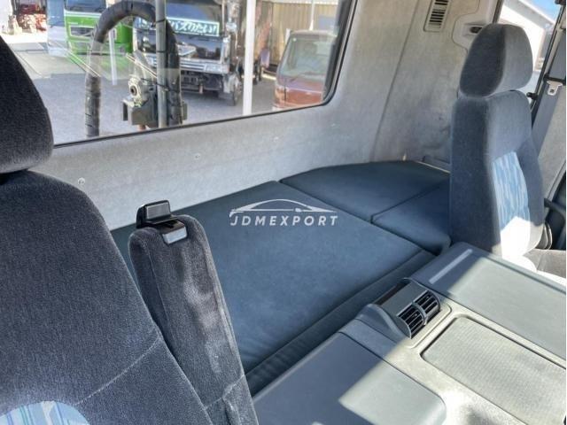 Mitsubishi Fuso Super Great 2001 thumbnail 24