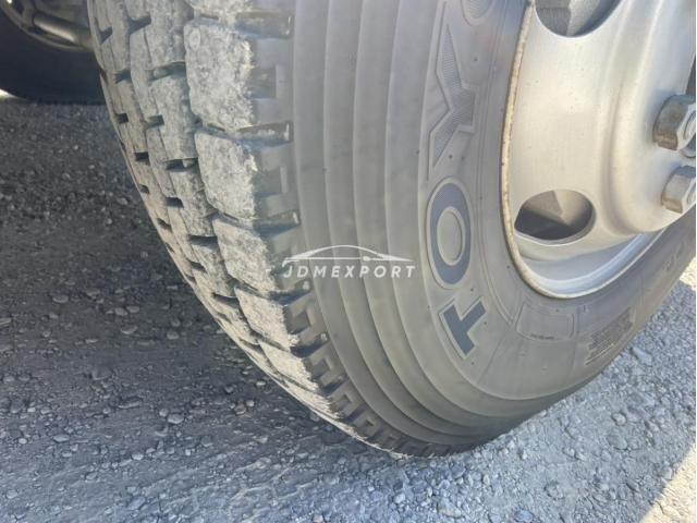 Mitsubishi Fuso Super Great 2001 thumbnail 11
