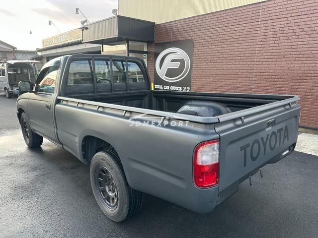 Toyota Hilux 2001 thumbnail 8