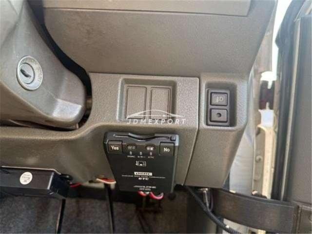 Suzuki Jimny 1997 thumbnail 8