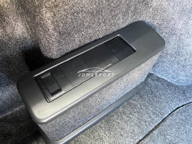 Honda Legend 1999 thumbnail 17