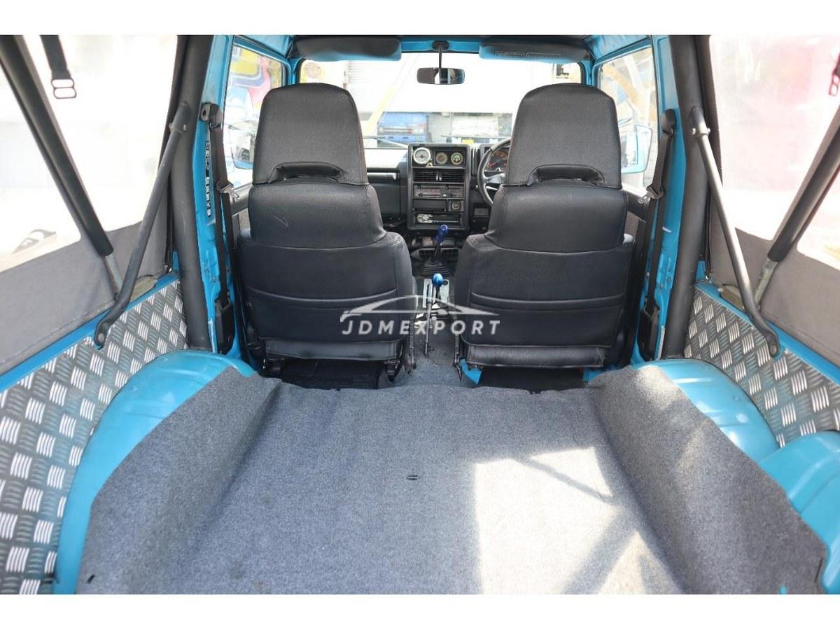 Suzuki Jimny 1990 thumbnail 23