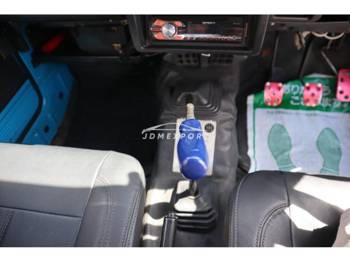 Suzuki Jimny 1990 thumbnail 27