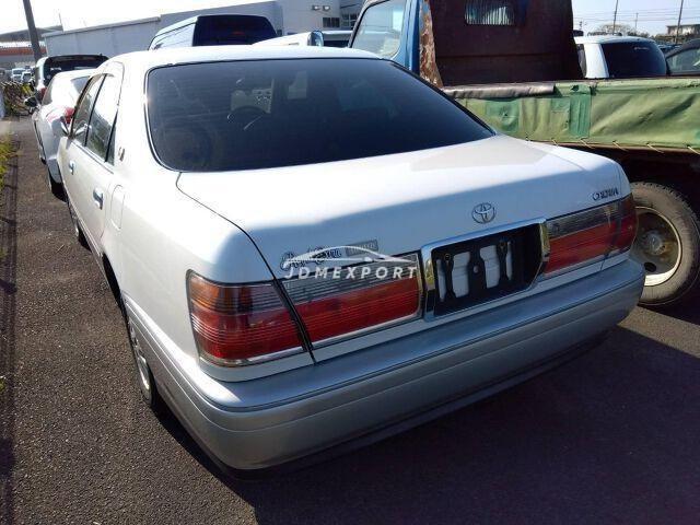 Toyota Crown 2001 thumbnail 2