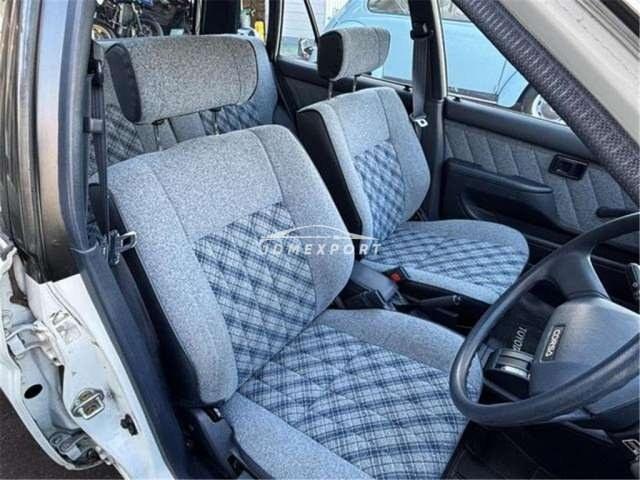 Toyota Corsa 1988 thumbnail 4