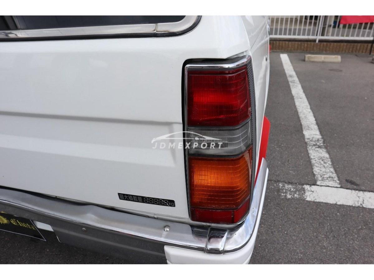 Nissan Gloria Van 1996 thumbnail 36