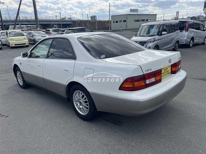 Toyota Windom 1999 thumbnail 3