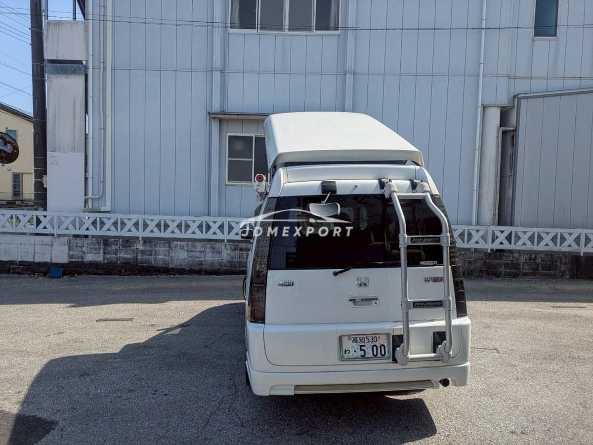 Honda stepwagon 2000 thumbnail 4