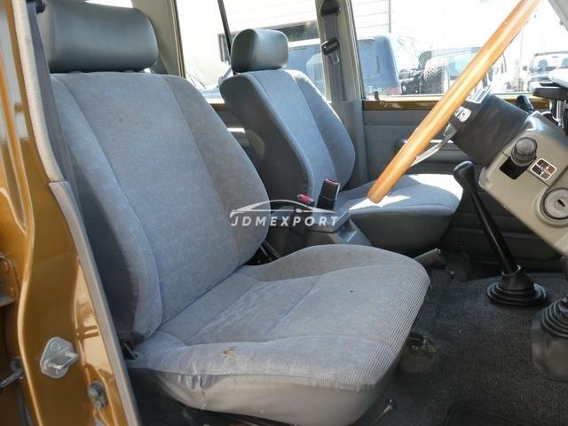 Toyota Land Cruiser 70 2000 thumbnail 25