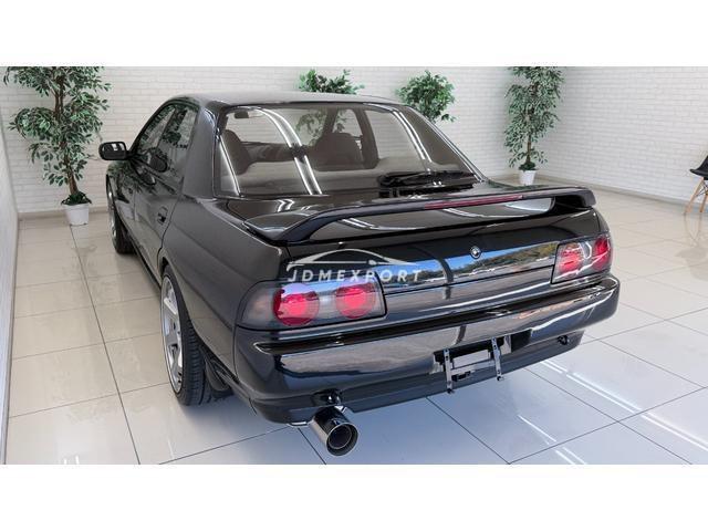 Nissan Skyline 1990 thumbnail 4