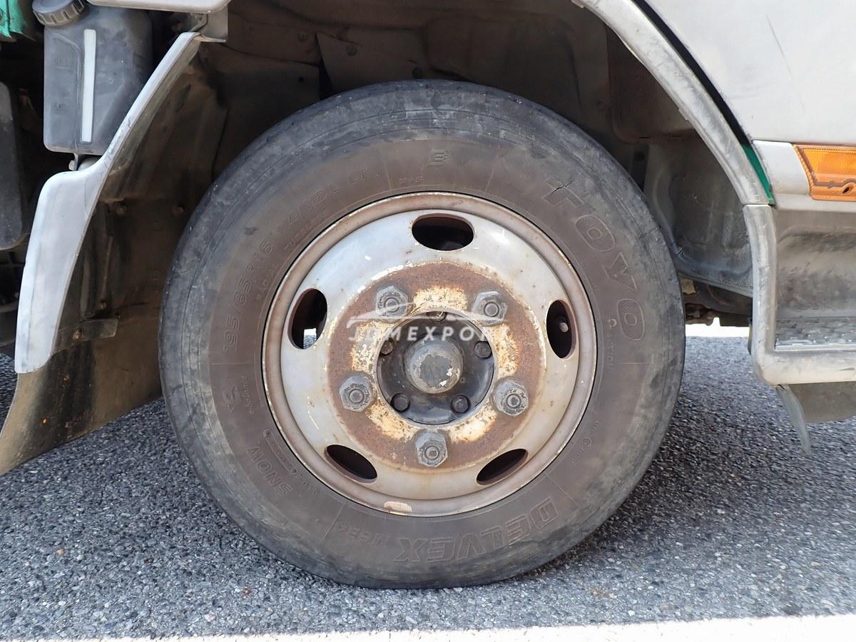 Mitsubishi Fuso Canter 1997 thumbnail 49
