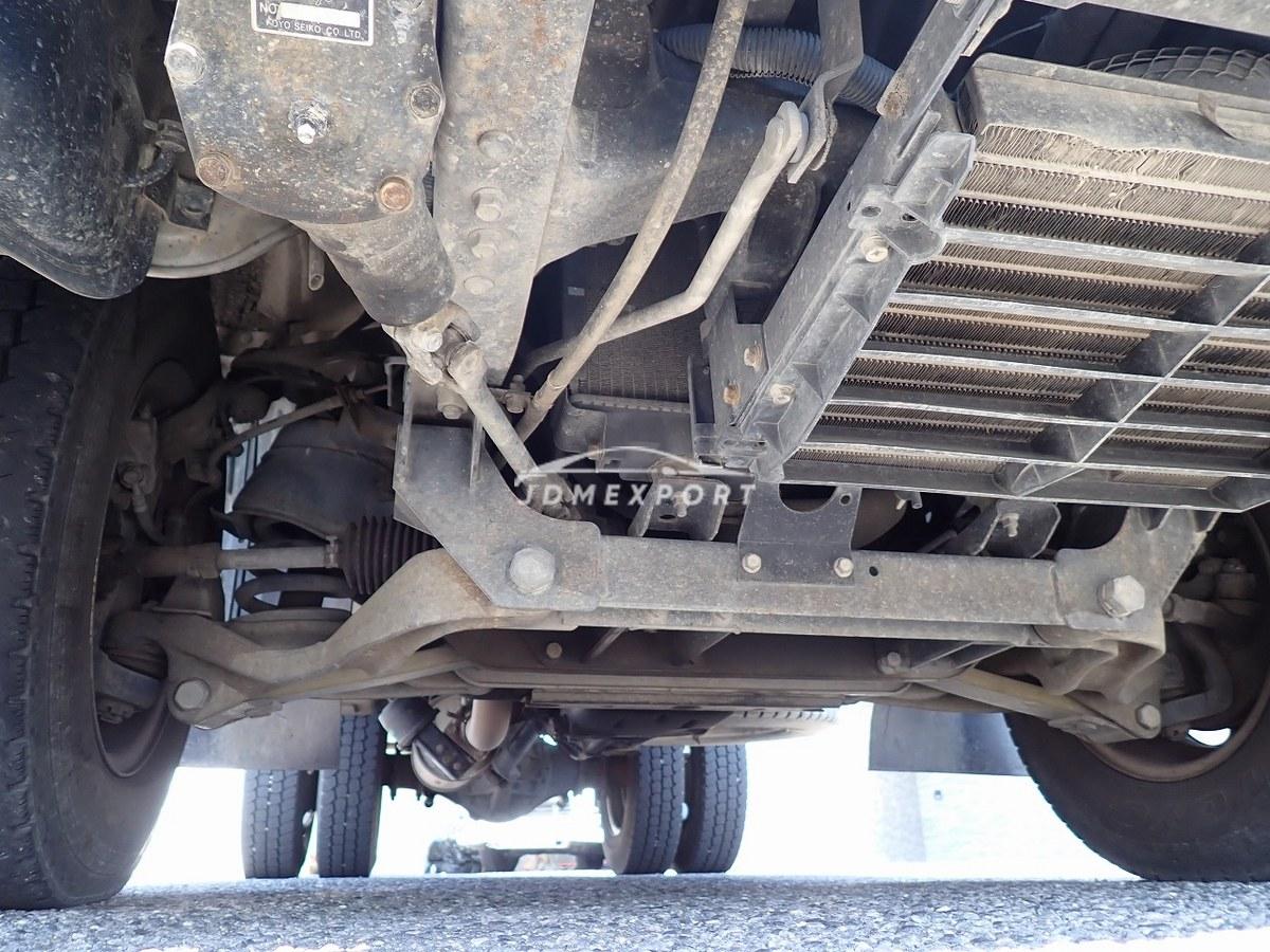 Mitsubishi Fuso Canter 1997 thumbnail 52