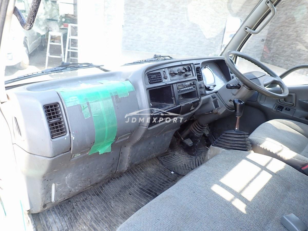 Mitsubishi Fuso Canter 1997 thumbnail 36