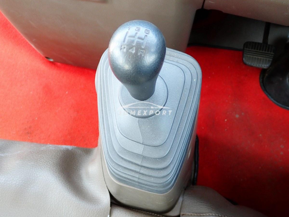 Nissan Civilian Bus 1997 thumbnail 38