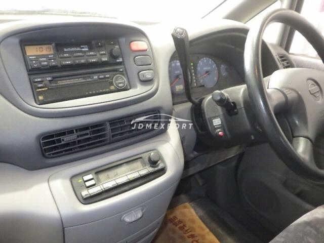 Nissan Serena 2001 thumbnail 4