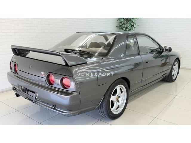 Nissan Skyline 1991 thumbnail 3