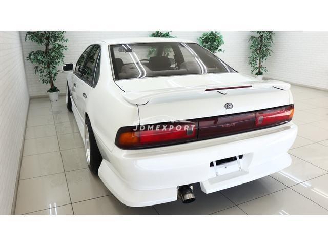 Nissan Cefiro 1988 thumbnail 4