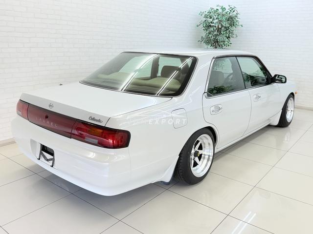 Nissan Laurel 1997 thumbnail 3