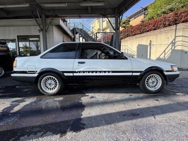 Toyota Corolla Levin 1985 thumbnail 10