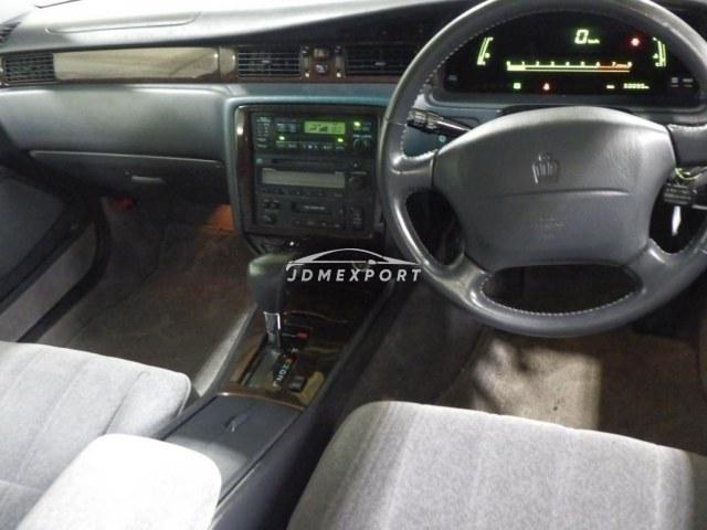 Toyota Crown 1996 thumbnail 4