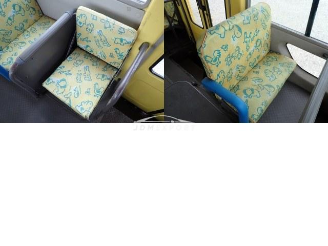 Mitsubishi Fuso Rosa Bus 2000 thumbnail 18