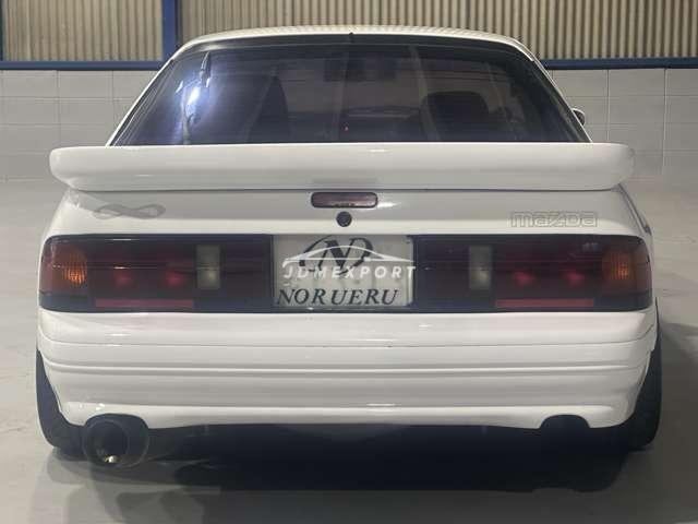 Mazda Savanna RX-7 1990 thumbnail 3