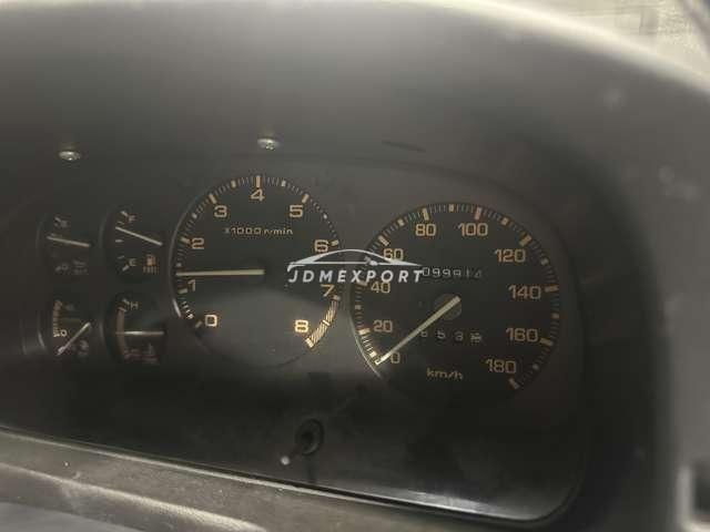 Mazda Savanna RX-7 1990 thumbnail 6