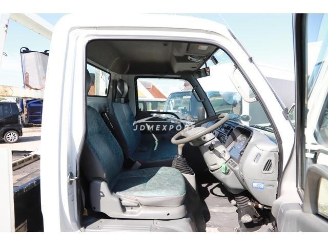 Mitsubishi Fuso Canter 2000 thumbnail 26