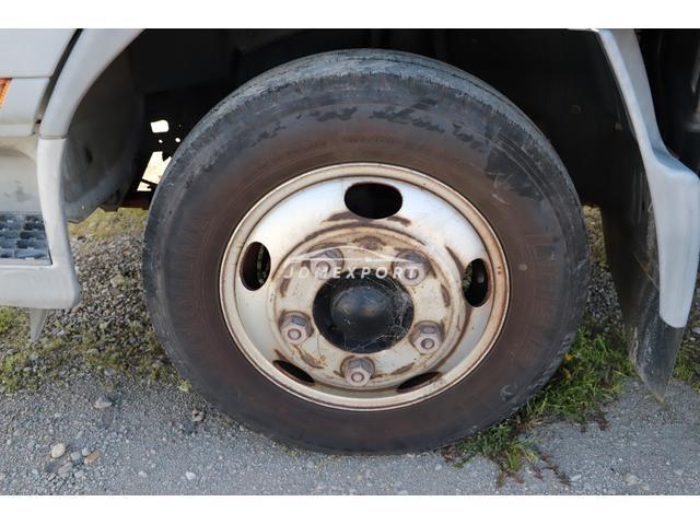 Mitsubishi Fuso Canter 2000 thumbnail 20