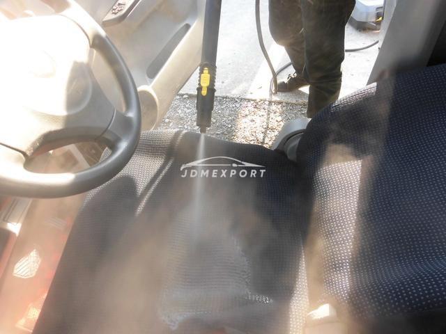 Mitsubishi Fuso Canter 2000 thumbnail 36