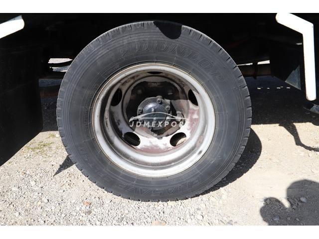 Mitsubishi Fuso Canter 2000 thumbnail 16