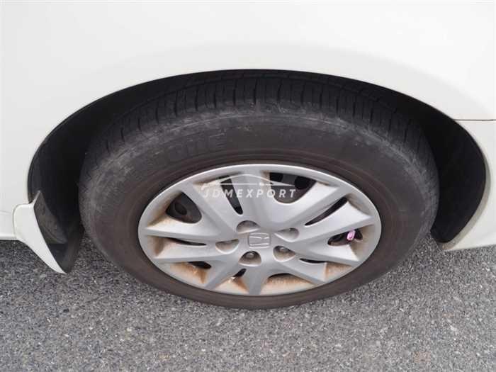 Honda Stream 2001 thumbnail 10