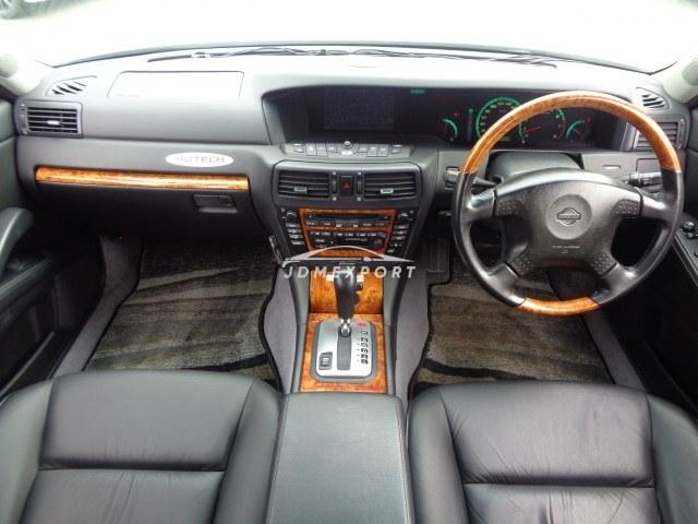 Nissan Gloria Van 2000 thumbnail 3