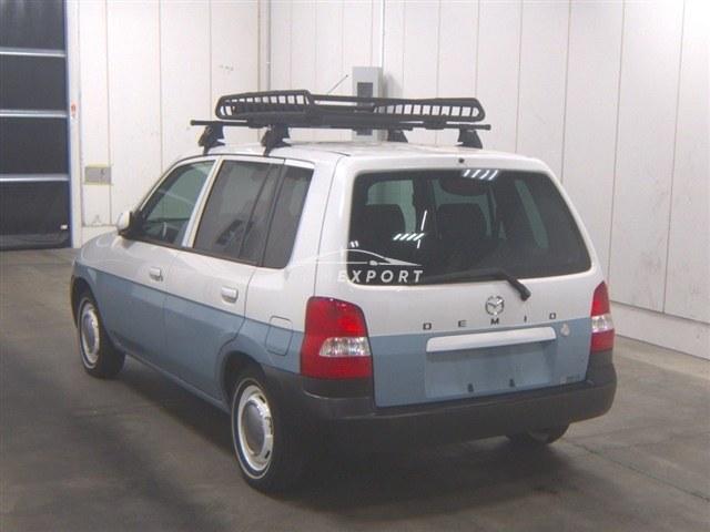 Mazda Demio 2001 thumbnail 2