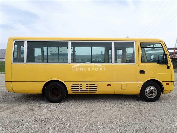 Mitsubishi Fuso Rosa Bus 2000 thumbnail 6