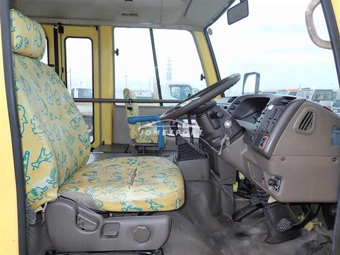 Mitsubishi Fuso Rosa Bus 2000 thumbnail 14
