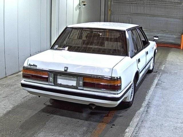 Toyota Crown 1987 thumbnail 6