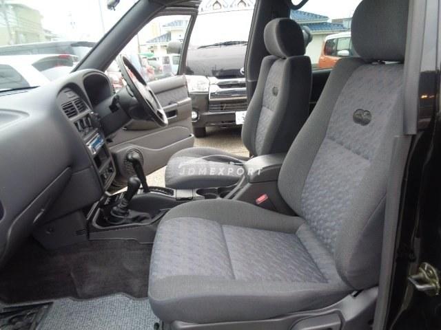 Nissan Terrano 1996 thumbnail 11