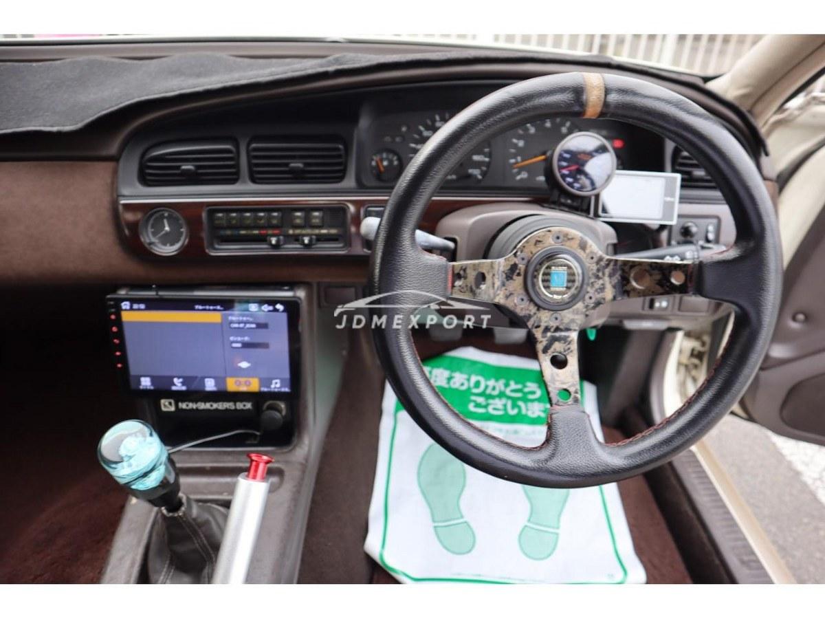 Nissan Laurel 1990 thumbnail 13