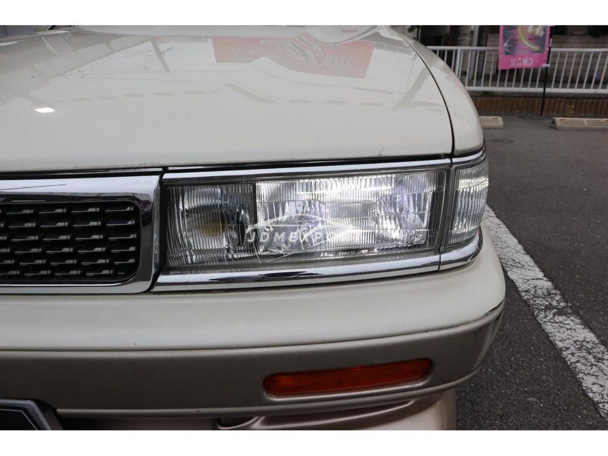 Nissan Laurel 1990 thumbnail 17