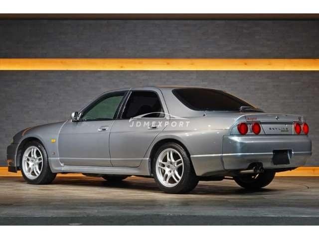 Nissan Skyline GT-R 1998 thumbnail 2