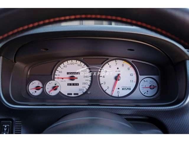 Nissan Skyline GT-R 1998 thumbnail 6
