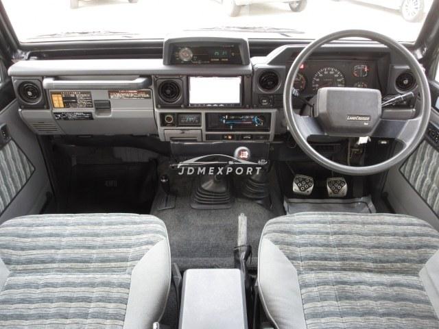 Toyota Land Cruiser 1988 thumbnail 3