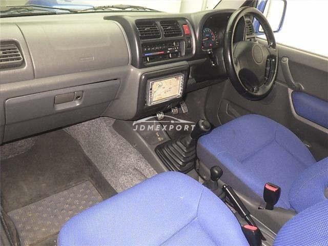 Suzuki Jimny 2001 thumbnail 6
