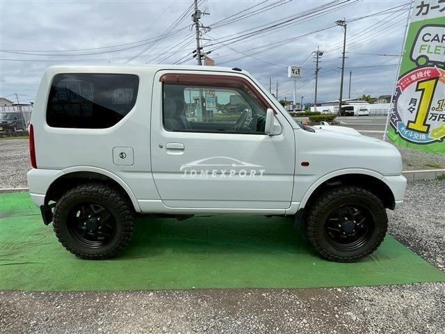 Suzuki Jimny 2000 thumbnail 6