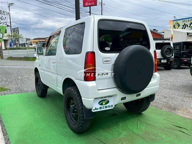 Suzuki Jimny 2000 thumbnail 2