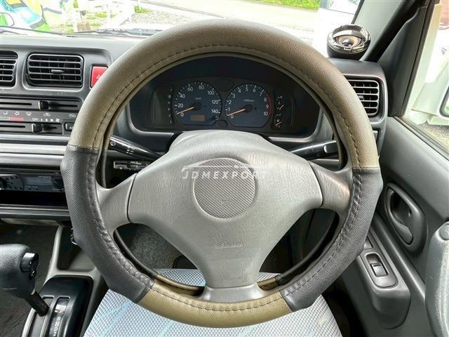 Suzuki Jimny 2000 thumbnail 13