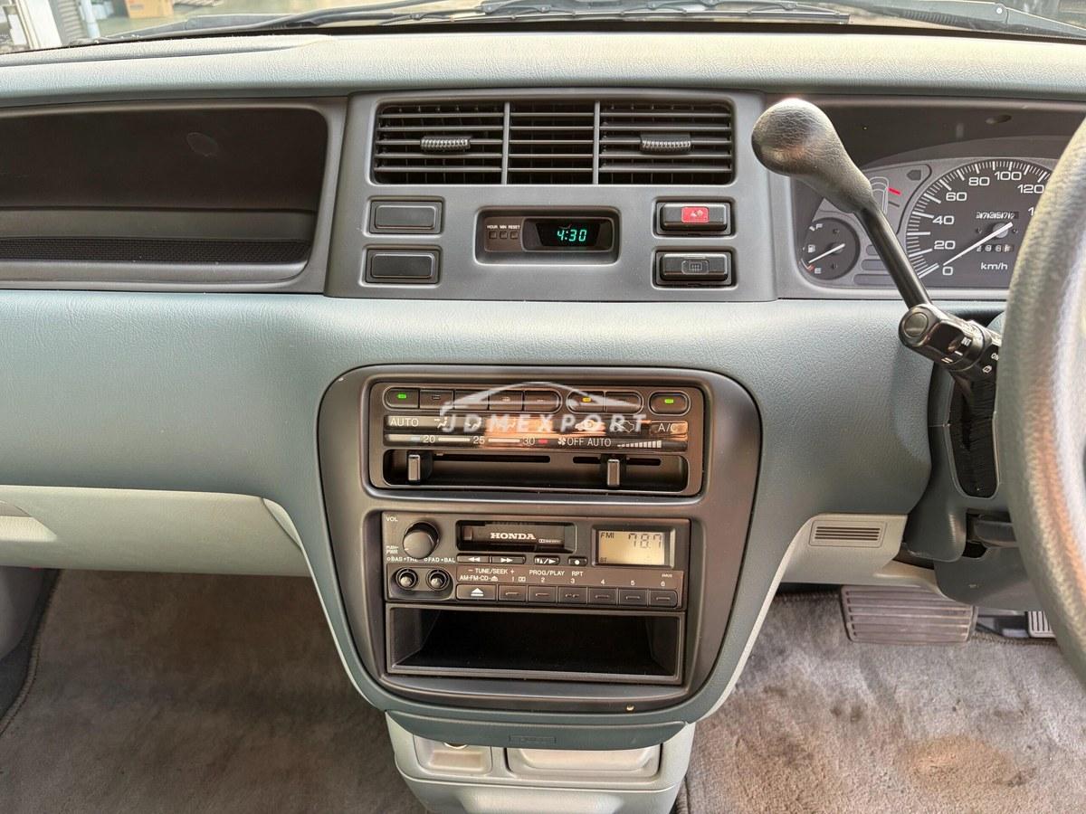 Honda Odyssey 1997 thumbnail 3